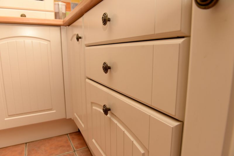 Cabinet Restyling detail